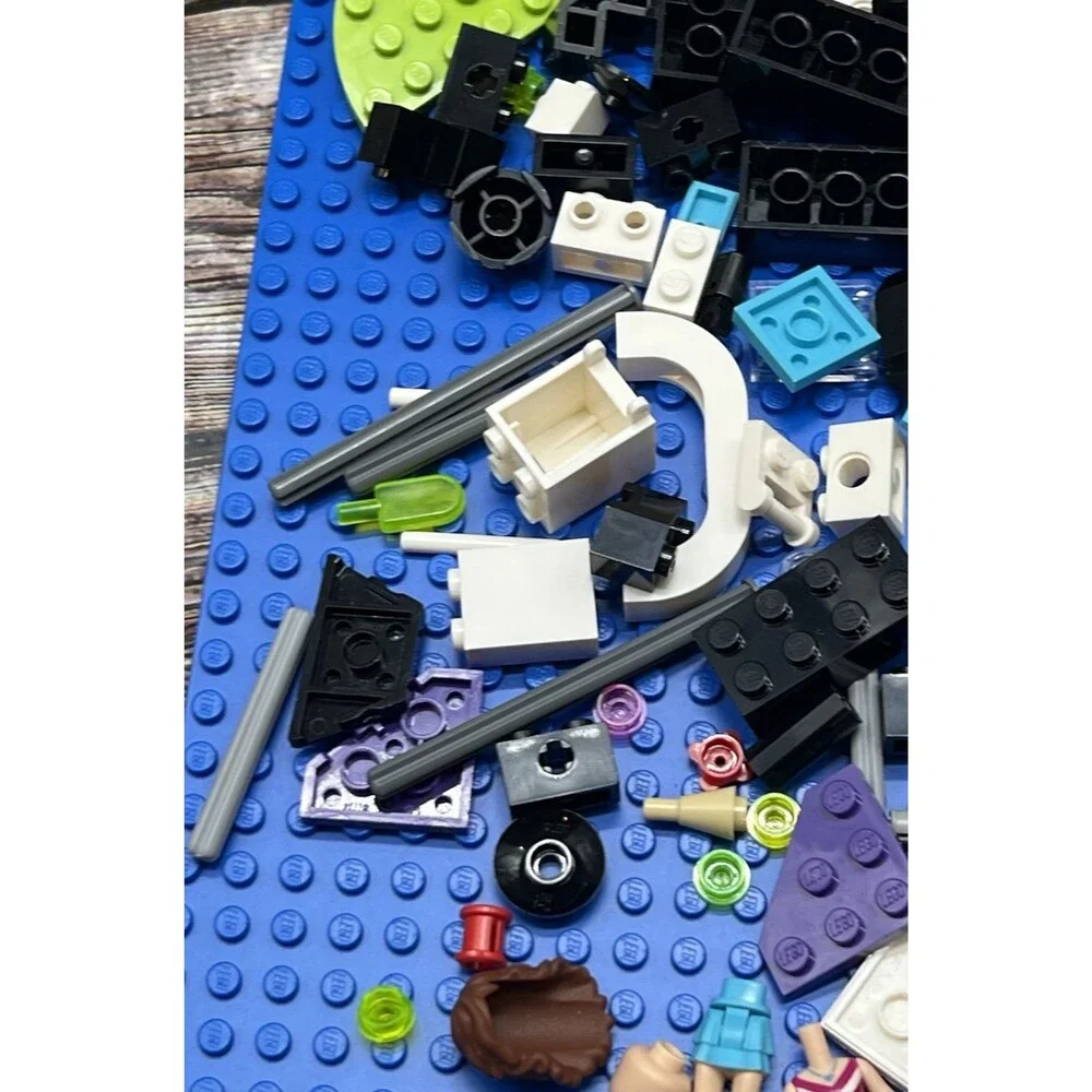 LEGO Friends 41128 Amusement Park Space Ride Verified Complete Except 1 Sticker